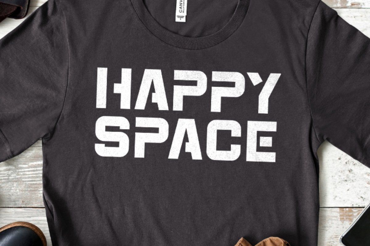 Space Retro - Futuristic Font — image 2