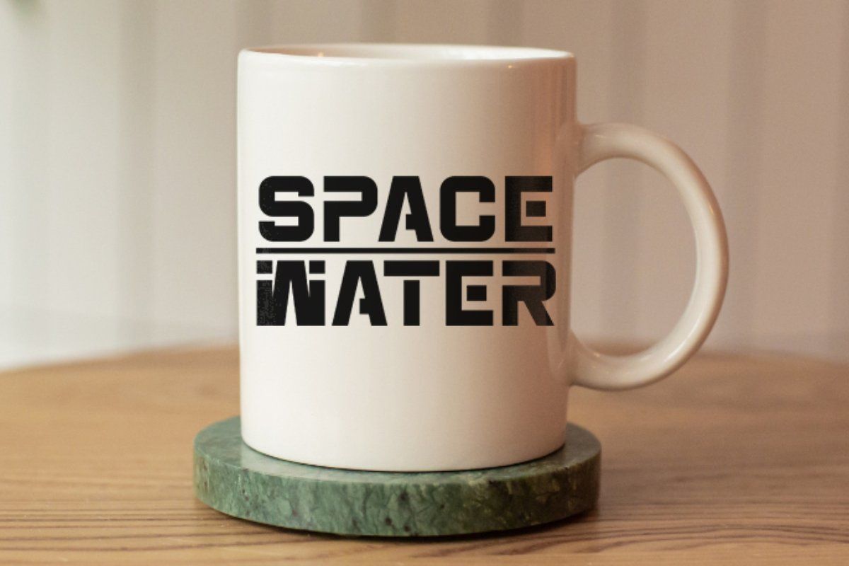 Space Retro - Futuristic Font — image 4