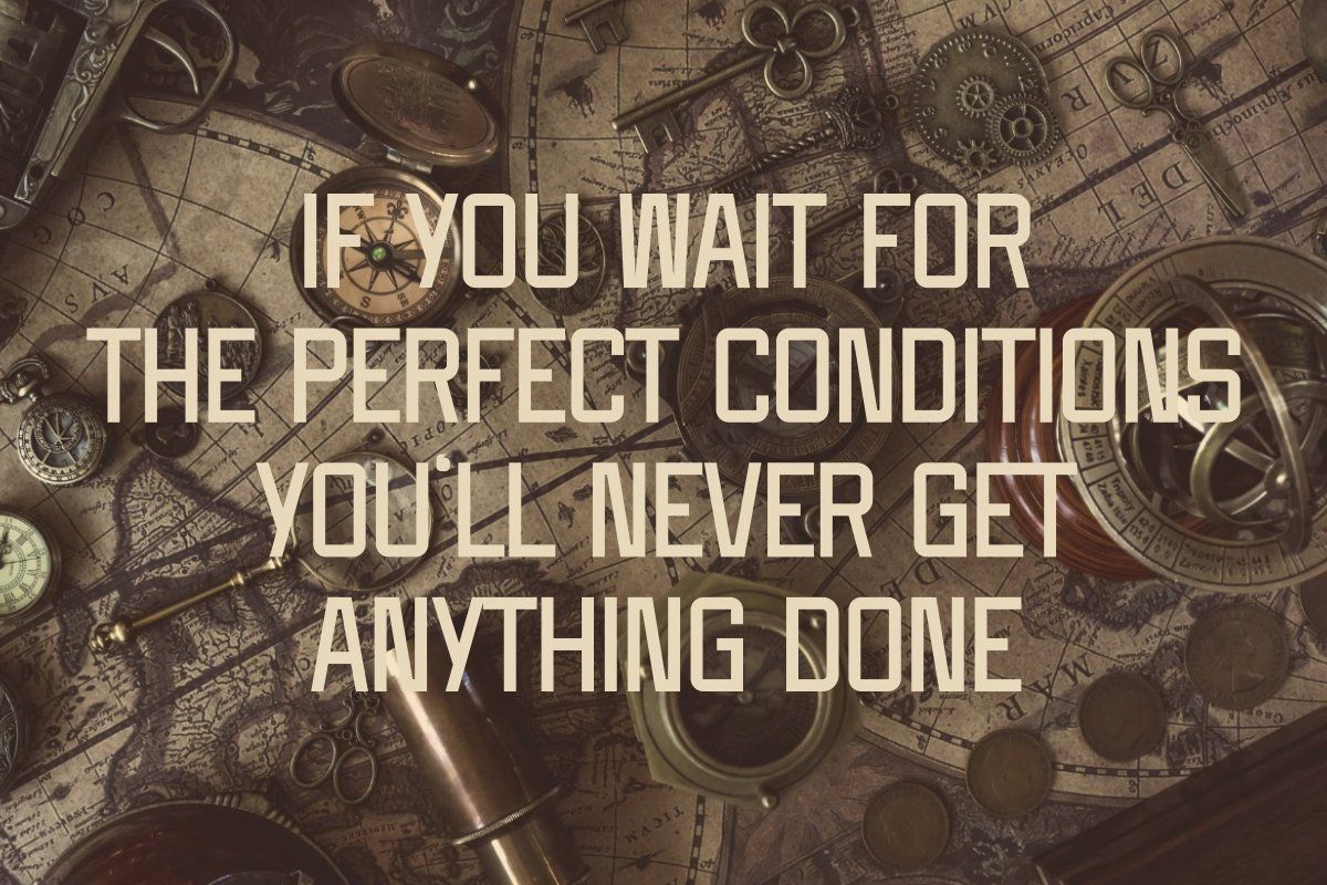 Vintage Graduation - Modern Vintage Font — image 3