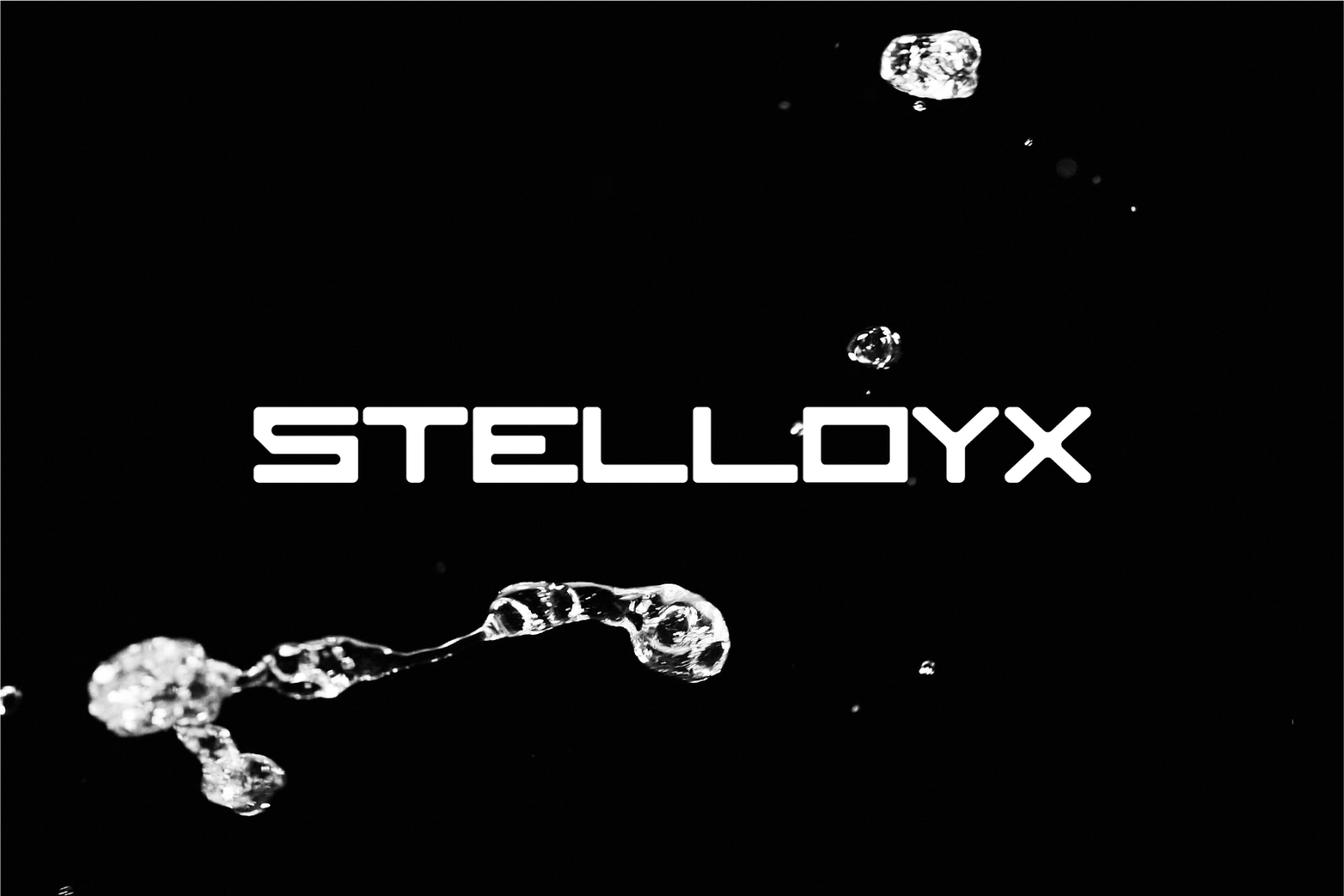 Stelloyx - Futuristic Display Font — image 1