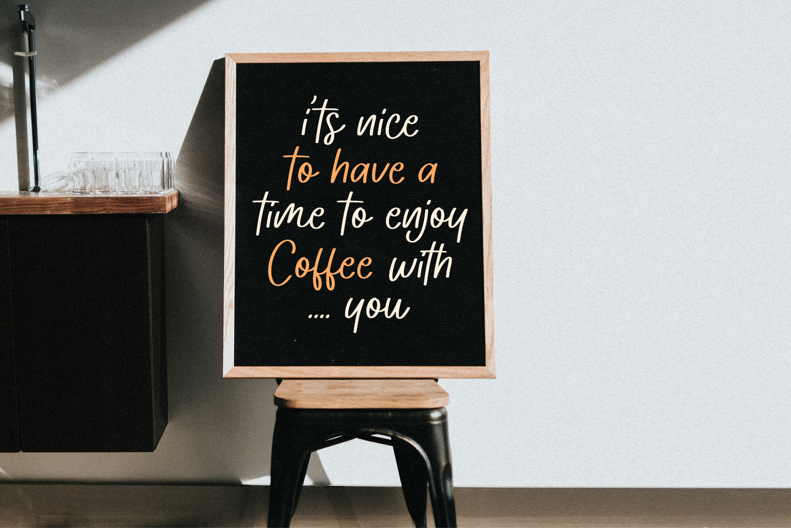 Farmhome Memoria - Script Font
