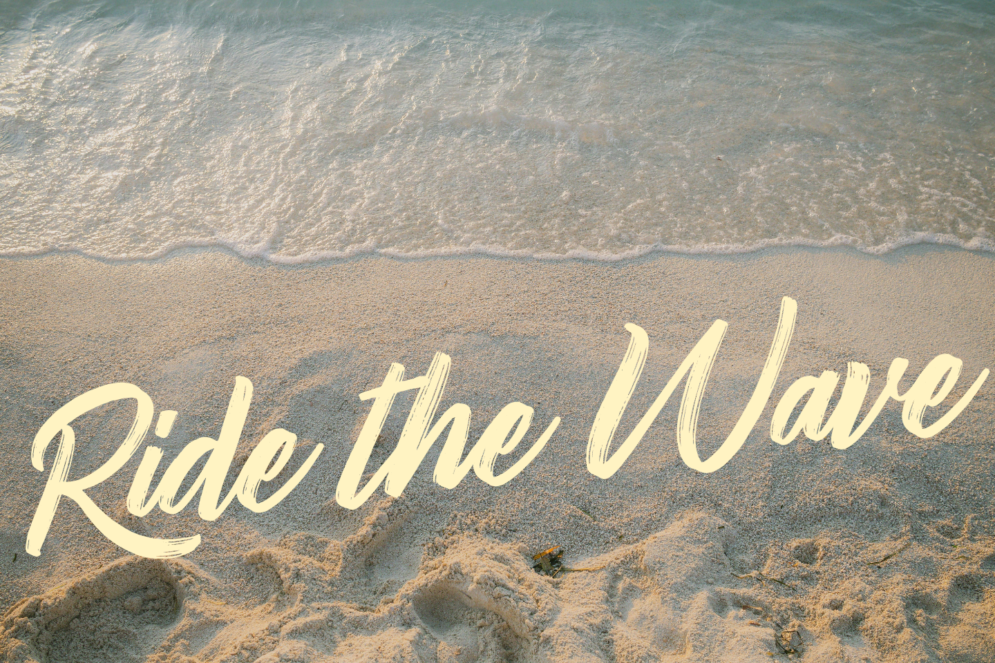 Maveric - Brush Script Font — image 2