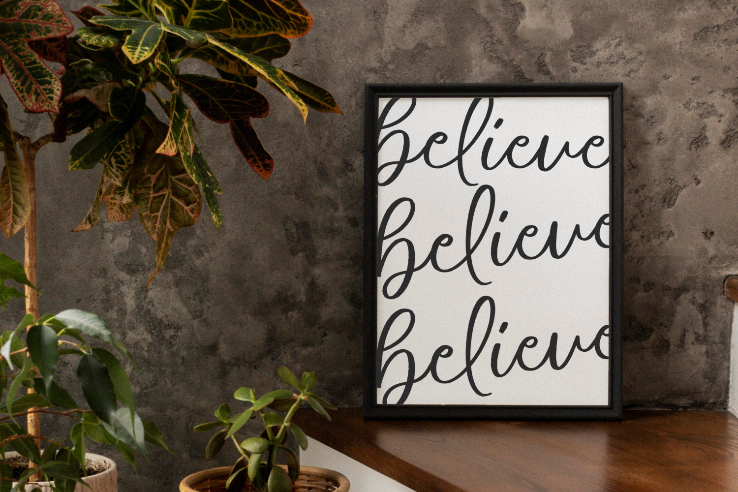 Maritime Wonderine - Modern Script Font
