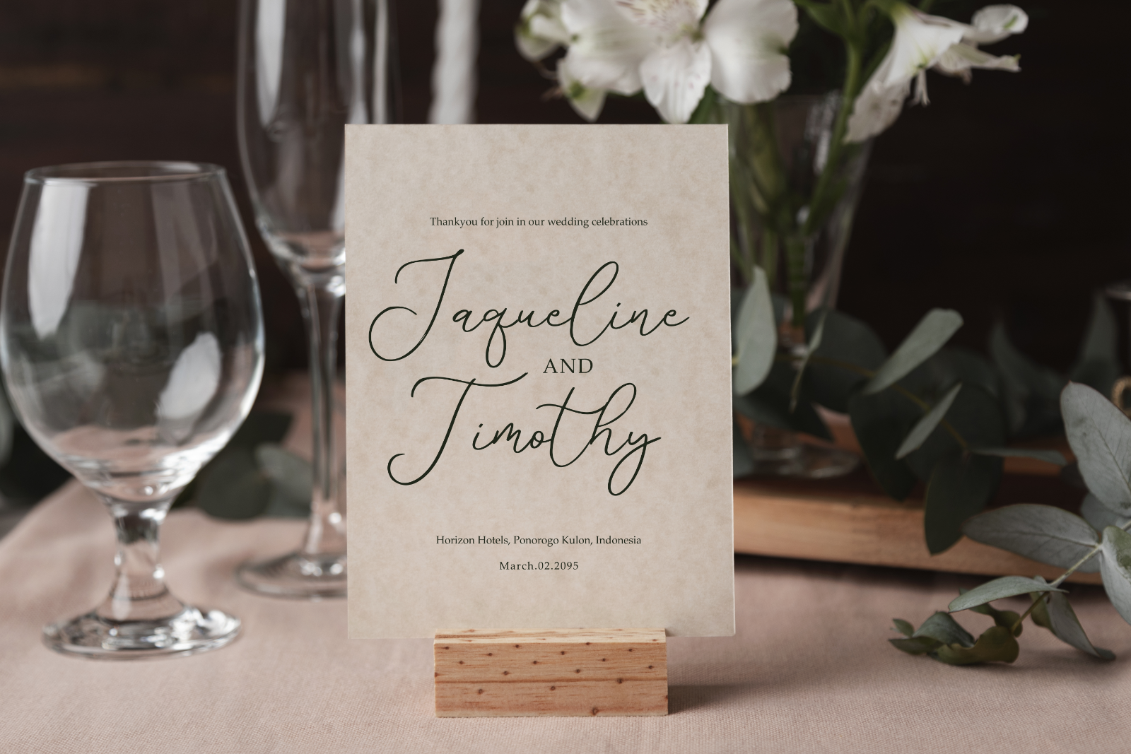Dramatica Martiany - Script Font