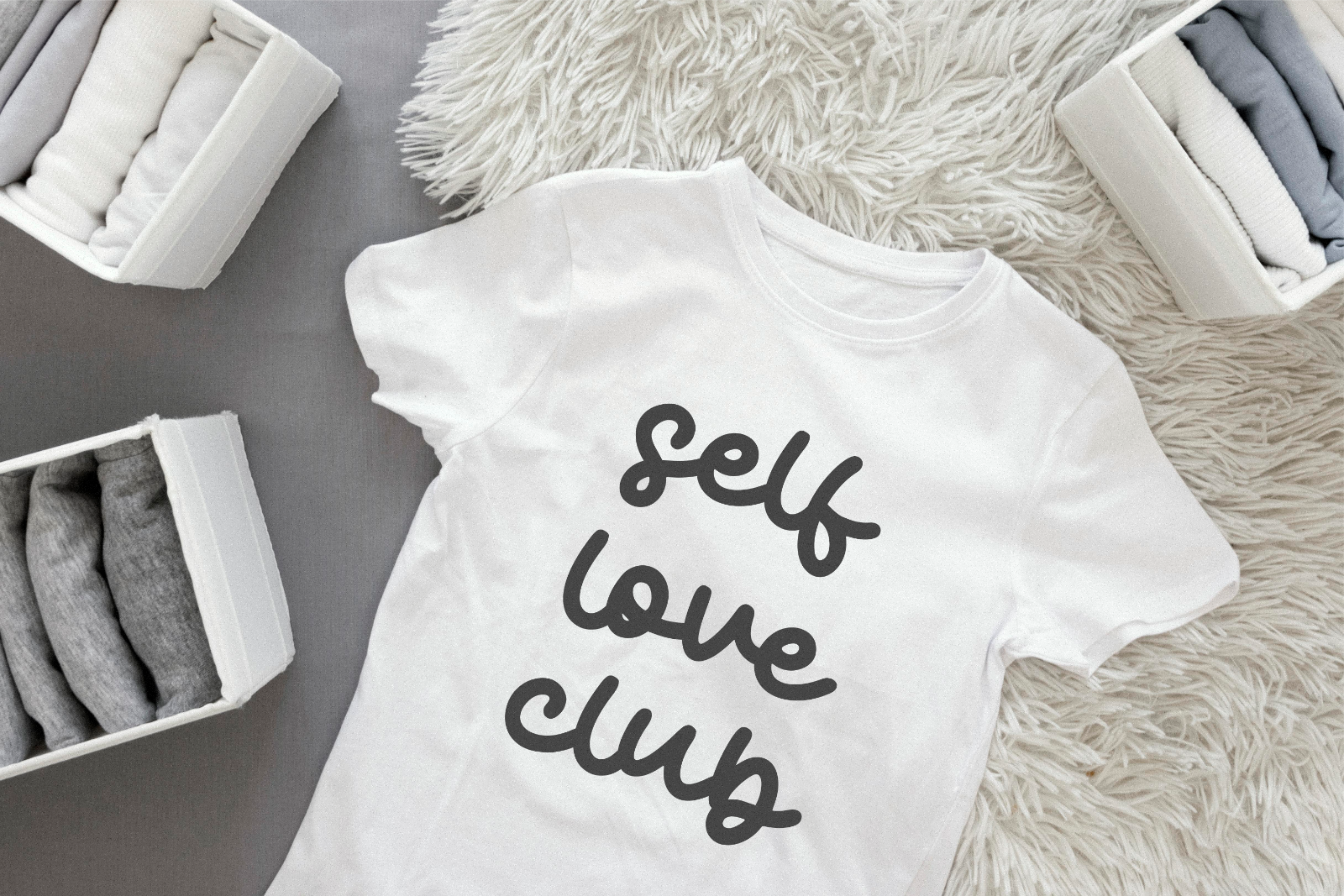 Sunday Aliance - Cute Monoline Font