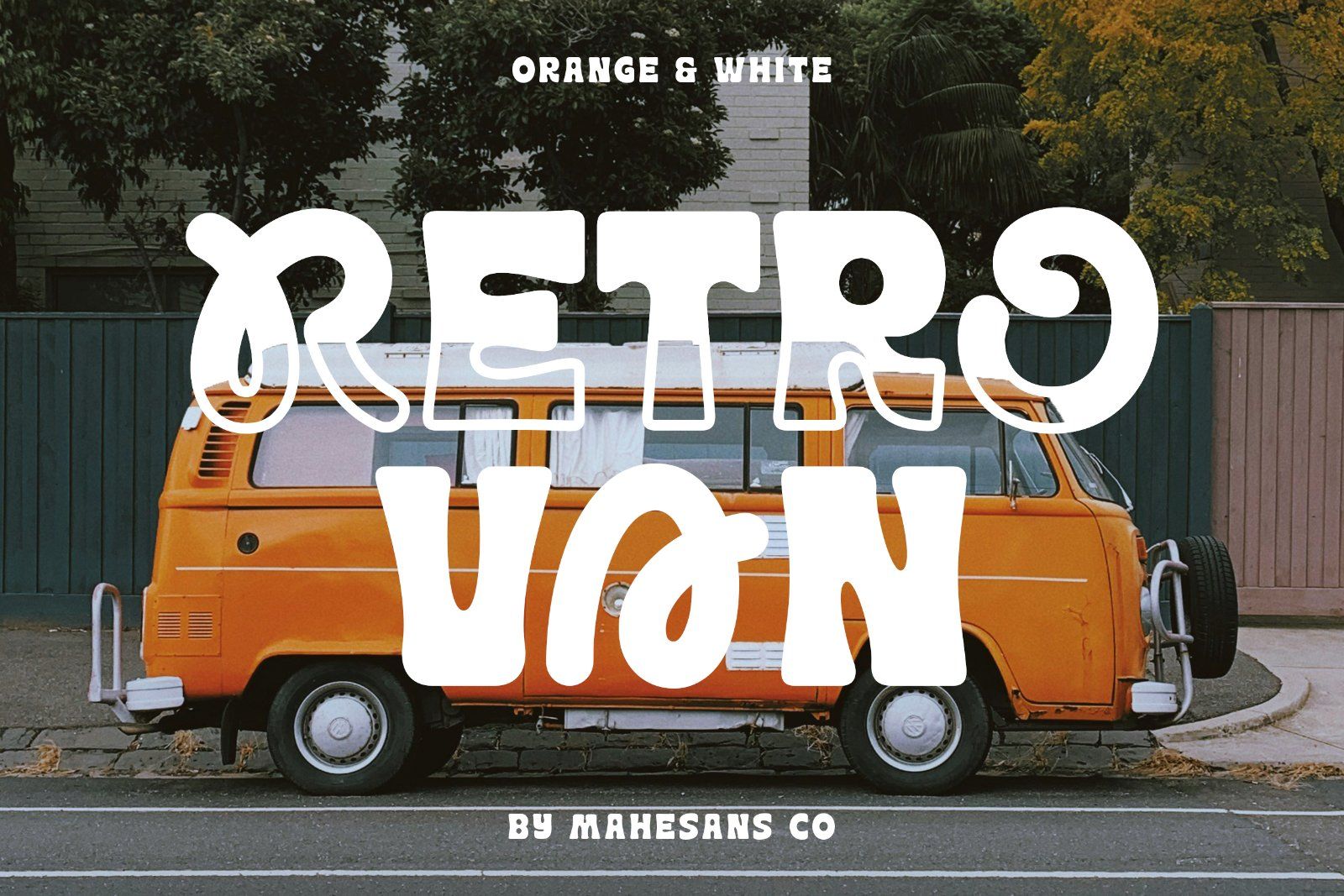 Marion - Display Combination Font