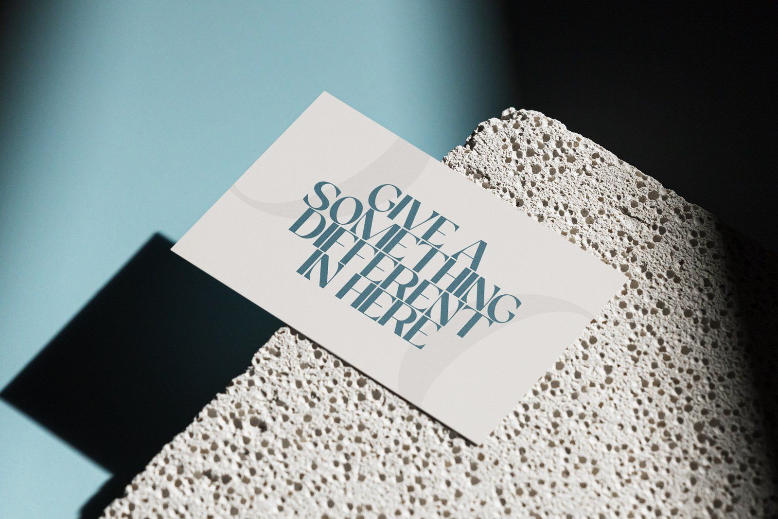 Megante | Elegant Sans Serif Font with Alternates