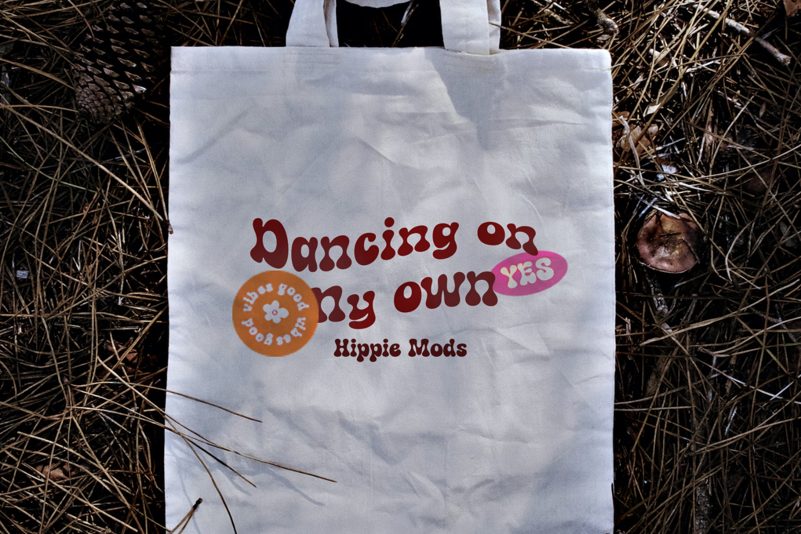 Hippie Mods | Groovy Font — image 9
