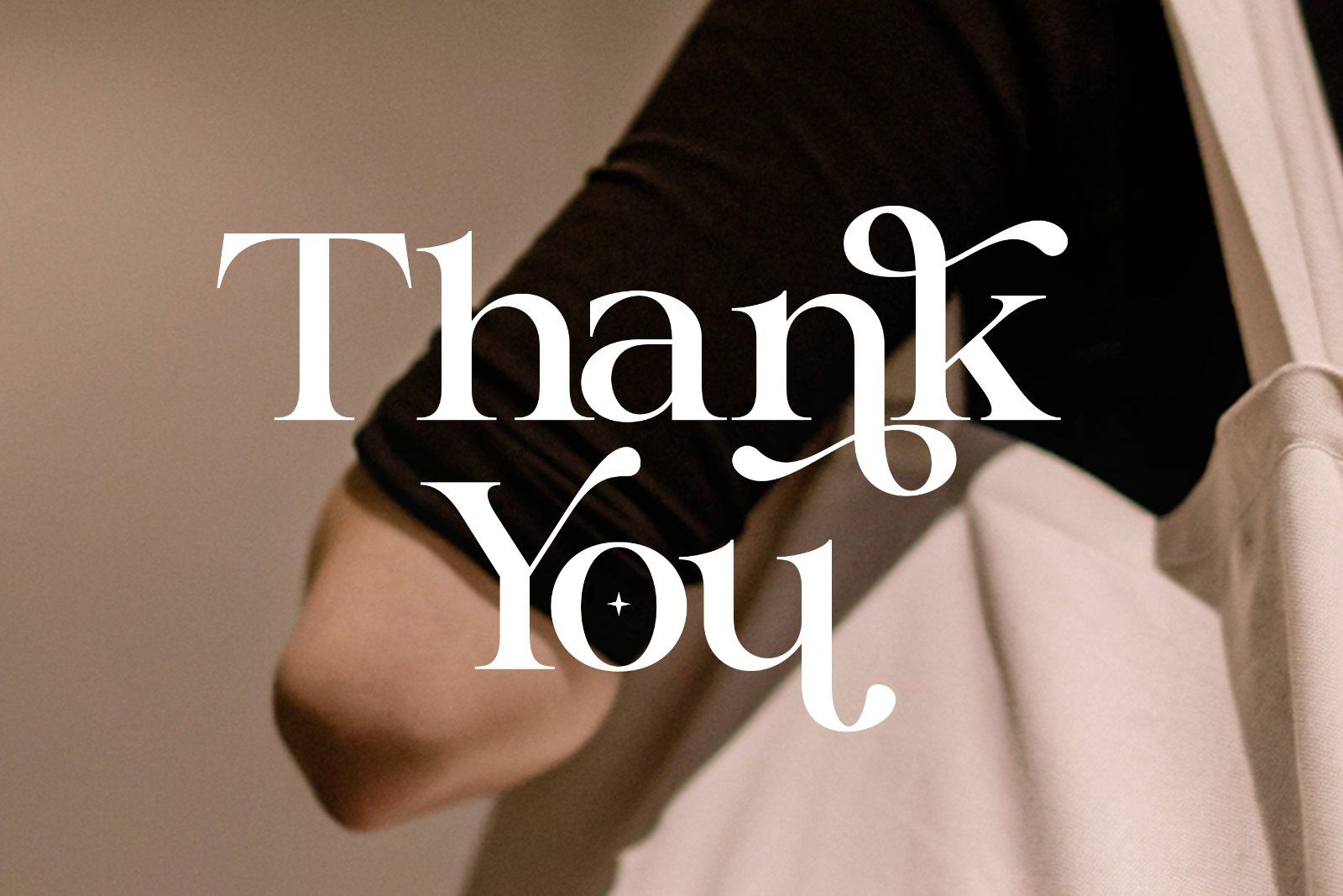 Melnora | Modern High Contrast Serif Font