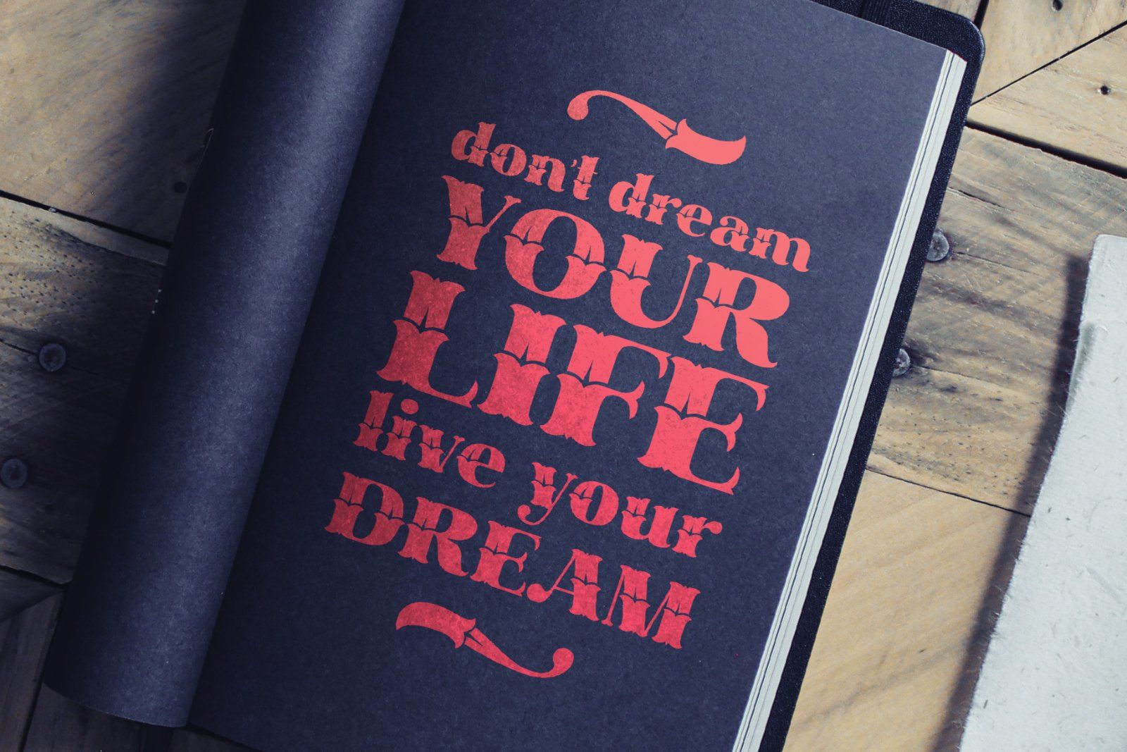 Cally Font & Graphics — image 4