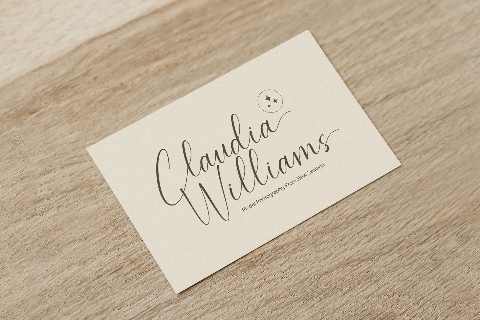Seralune - Elegant Script Font — image 7