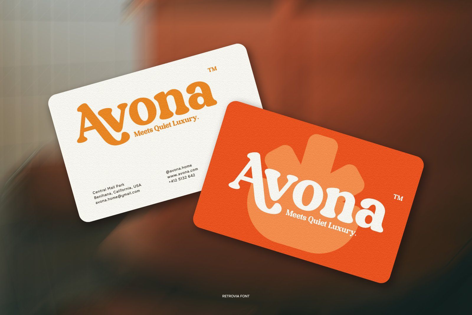 Retrovia - Groovy Retro Serif Font — image 6